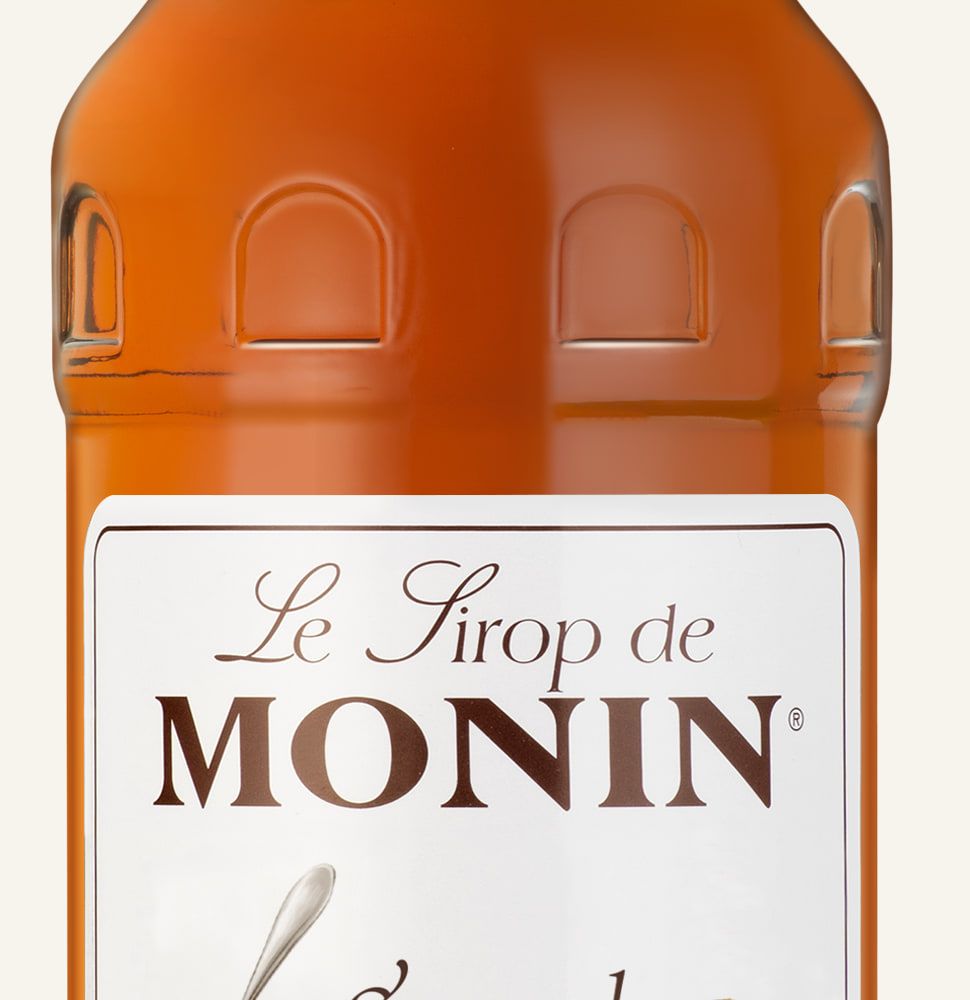 MONIN sirup Karamel 1l — láhev barového sirupu