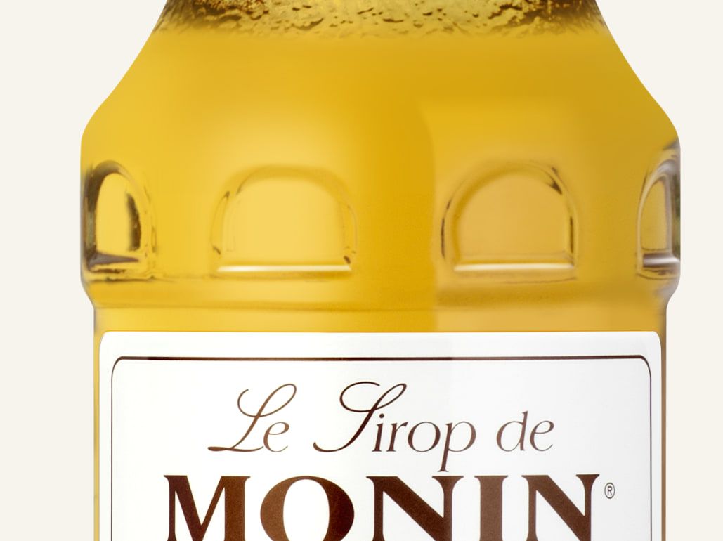 MONIN sirup Makadamový oříšek 0,25l — láhev barového sirupu